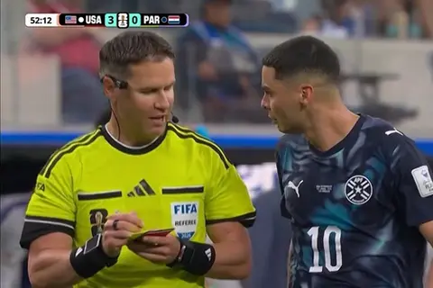 استخدام جديد للـ VAR.. "تحديد الهوية" تسجل حدثا تاريخيا في كأس العالم